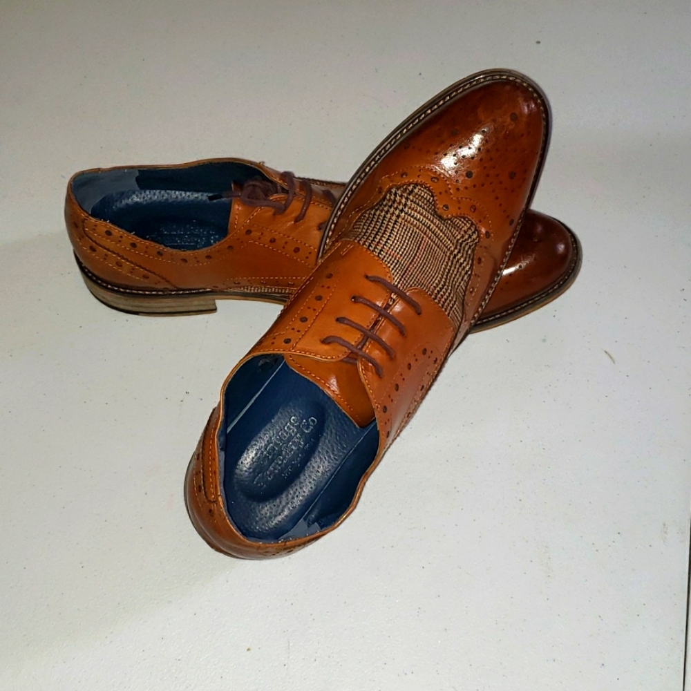 Vintage Foundry  co. Men dress shoes 👞